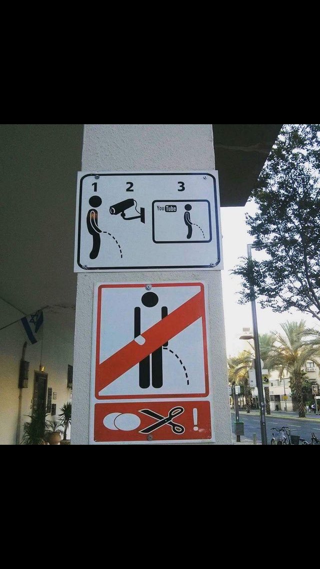 RedditFunnny's tweet photo. Every single public place should have this. https://t.co/1CYhDQC0vR