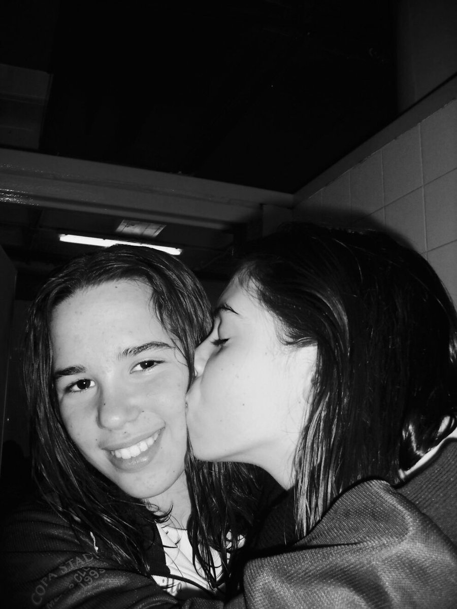 lucibautiusss's tweet photo. 4 años de esta foto y todavía inseparables.... 💕💕 @mvrodriguez99 https://t.co/dpdGhaWfRG
