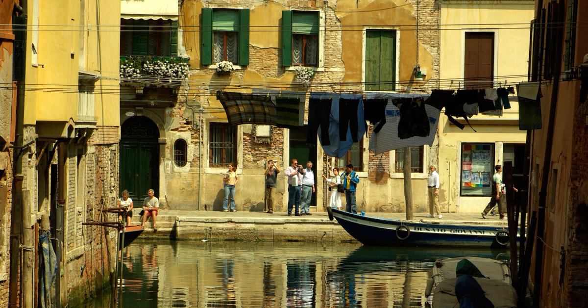 1843mag's tweet photo. There is an area of Venice notable not for its grand palazzos but for its grim past... https://t.co/3e7GUnDaG2 https://t.co/a9RM5elOYX