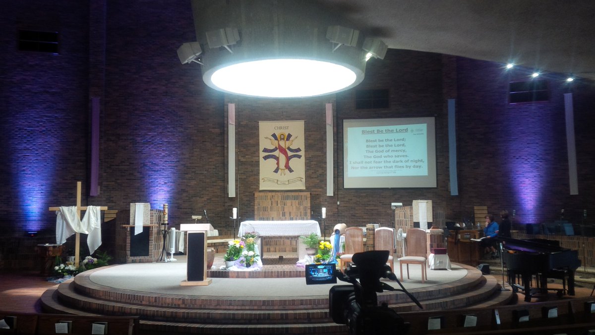 WallyTello's tweet image. St. Mary's Parish, Red Deer. #ELM conversations. @caedm
#COMMITLIFE @deaconpedrogm caedm.ca/ELM