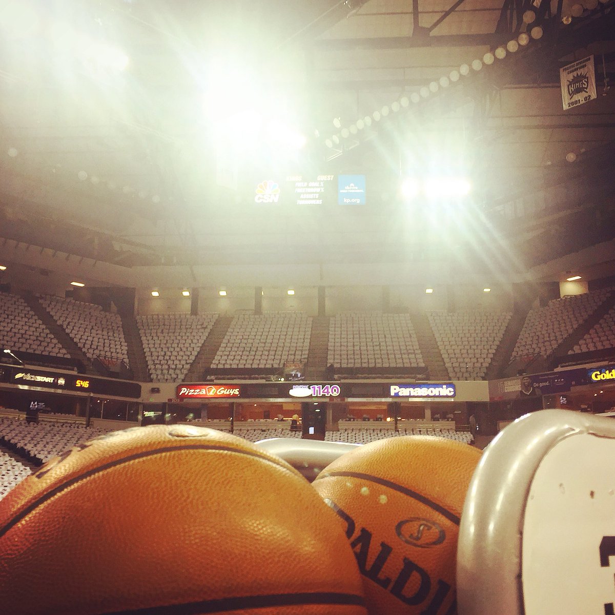 HereWeStay's tweet photo. Thank you old friend. #ARCOArena https://t.co/zXh4swcXJJ