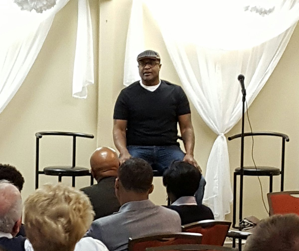 MPS_MidTNPreps's tweet image. #MoPattonSports is proud that @B_Hop72  keynotes #SpringDirty30 awards ceremony. Recognizing #MidTNPreps standouts!