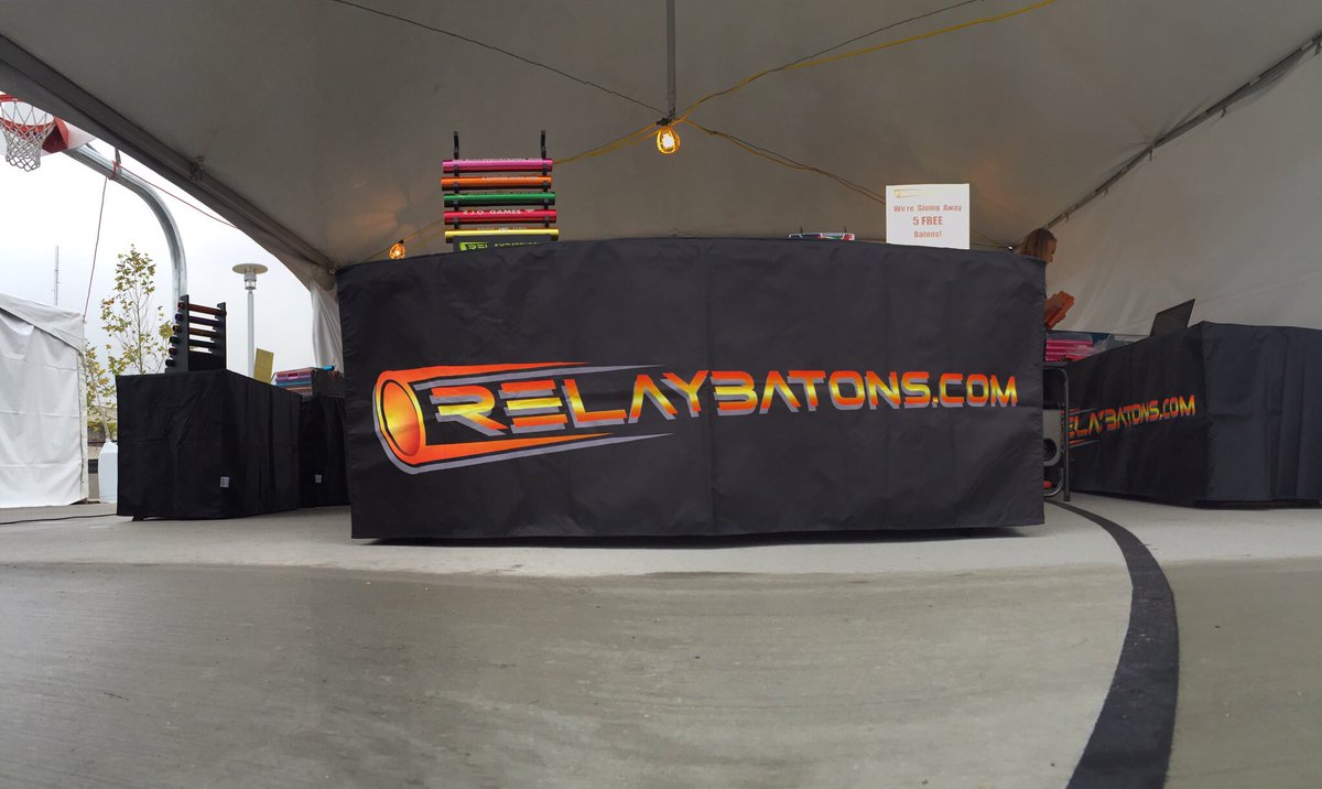 RelayBatons's tweet photo. Gr8 wknd @ArcadiaInvite. Gave away 5 free #CustomEngravedRelayBatons, met @allysonfelix, saw AMAZING talent compete. https://t.co/hYsMLgbHiK