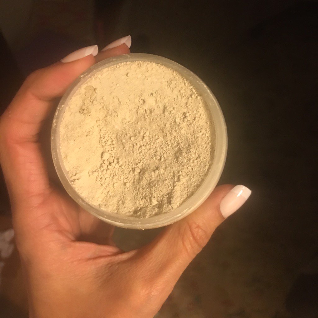 CloverTips's tweet photo. #bentoniteclay #toothpowder #naturalhealth 👍 https://t.co/SbWG9seYRx