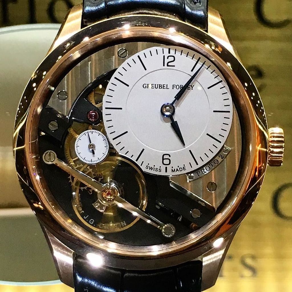 FineTimepiece's tweet photo. Greubel Forsey signature 1 from Mr. Cretin Didier have big 12mm balance wheel and 18000 vibration same as Kari 😍 #g… https://t.co/eVf1bztXrx
