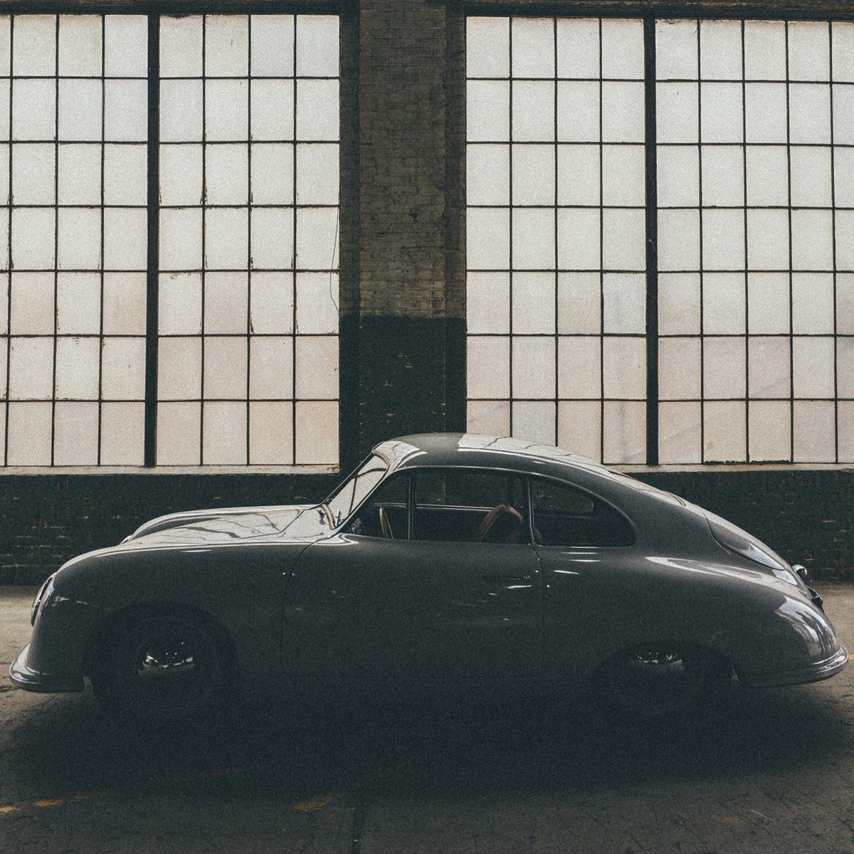 StephenVanasco's tweet photo. Vintage vibes https://t.co/je8O3cl43m
