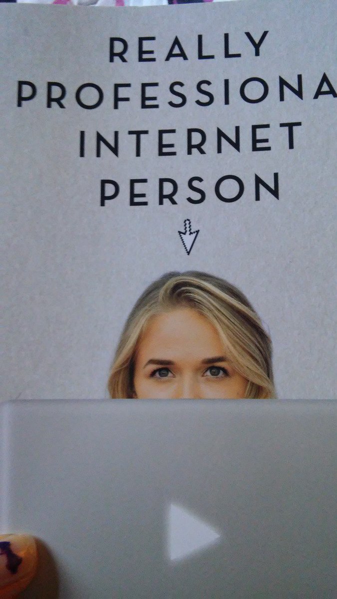 badger_kitkat's tweet photo. Got jennxpenns new book! @jennmcallister https://t.co/rLU9Bl7F6y