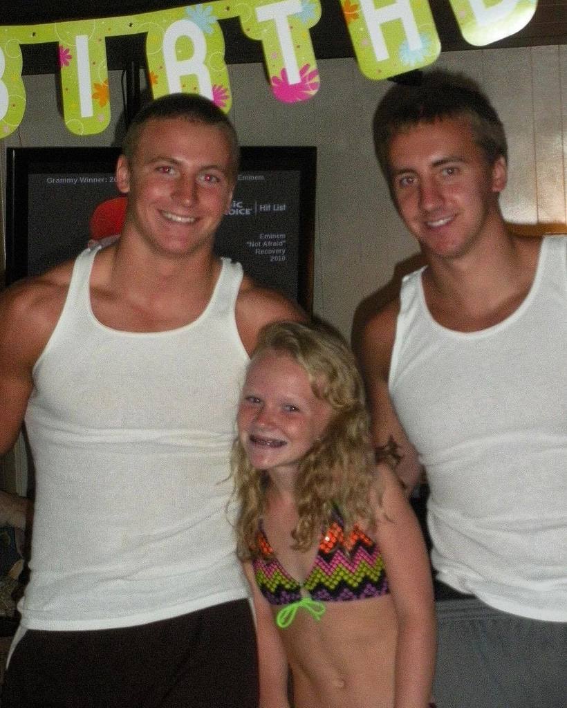 MattMcLeod6's tweet photo. Because we nailed this pic. #NationalSiblingsDay #BroTanks #SchmediumBeaters #SmileySarah https://t.co/0MpdeY7GGK https://t.co/93rjzw5WoA