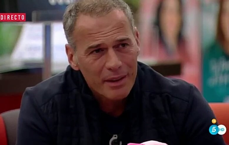 GRACIAS A TI! GHVIP4 HAS SIDO TU! 
CONCURSANTE 10000+ #DBT14GHVIP <a href="/_CarlosLozano/">Carlos Lozano</a>