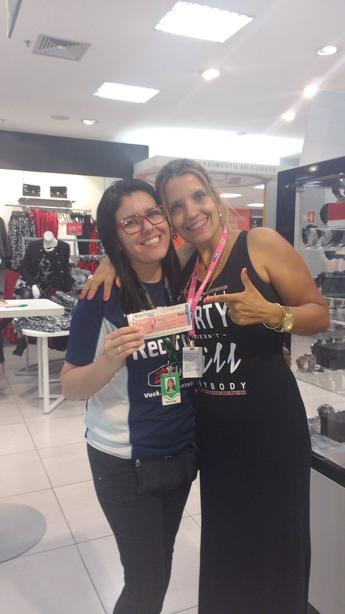 Claudia Ferraz tweet media