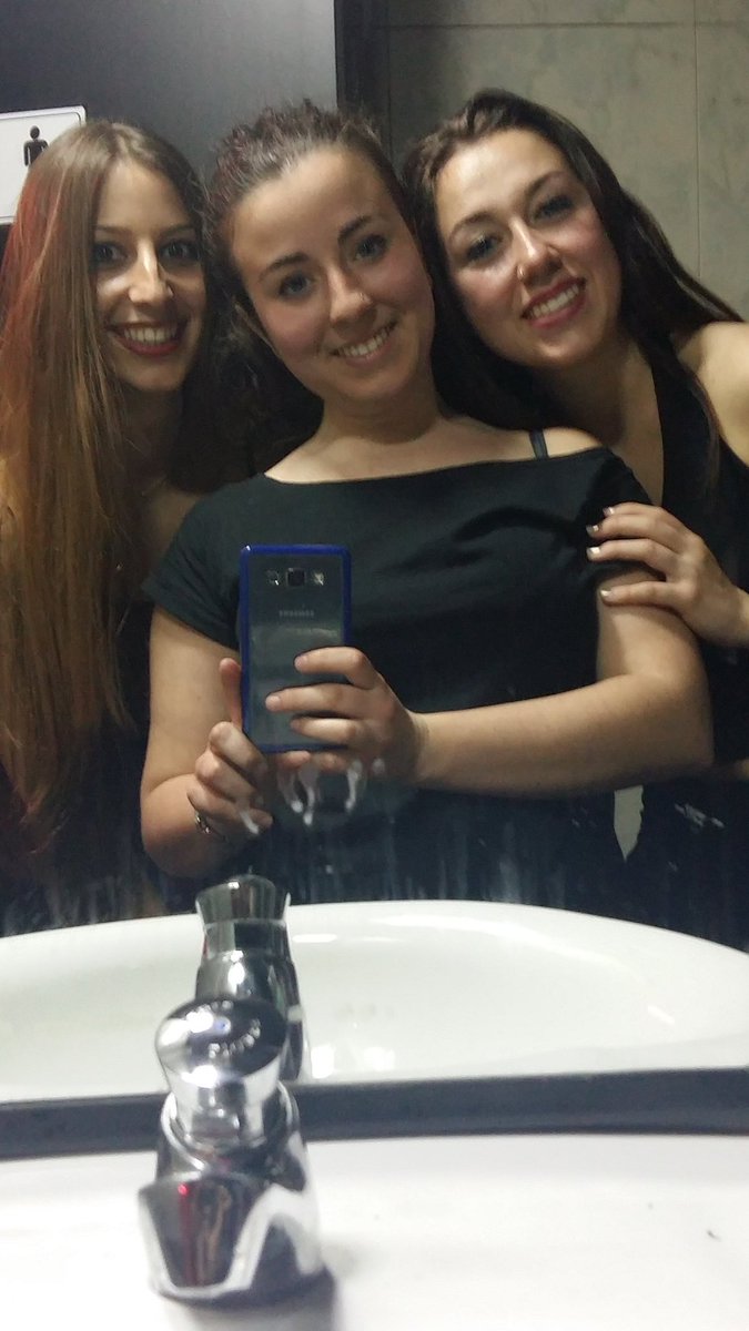 judith_94's tweet image. Momentos increíbles a vuestro lado ♡ #laserking #lasertag #guerrerros #risas #somosunosmataos #osquiero