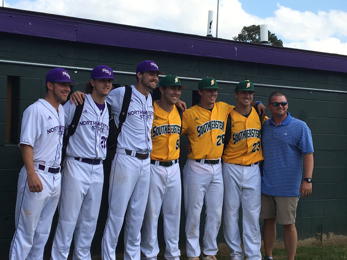 Greg_Williams22's tweet image. 6 great young men &amp;amp; former players who still impact me @MrExclusivePace @GabeV09 @evantid6 @_Fish23 @Musselhead_34