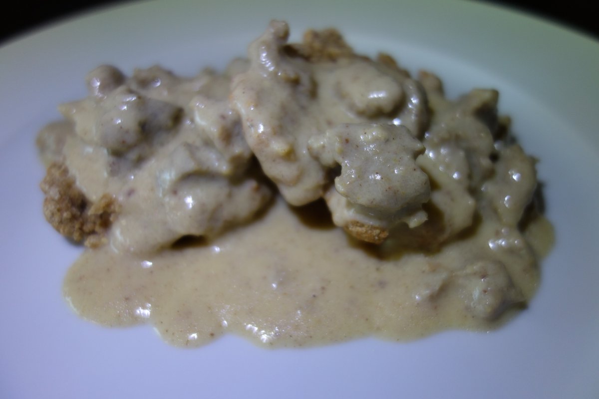 talkcounts's tweet photo. whole wheat biscuits and gravy Get the cookbook #FREE today on #kindle https://t.co/Dk6zX2EpP8 #specchat #healthy https://t.co/lvx1DoyuSj
