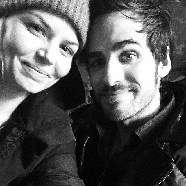CaptainSwan861's tweet photo. #31DAYSOFJMO #CaptainSwan Day 30 Jen & Colin #Hookers #UglyDucklings https://t.co/4qrUOY6Klh