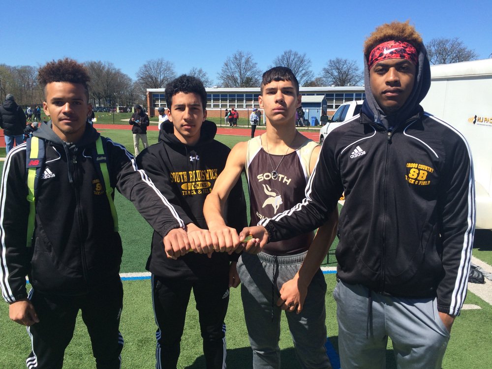 lambo2126's tweet photo. Here are the highlight videos and pics from the Metuchen Relays!
Check them out right here-
https://t.co/qHIqEA5GJj https://t.co/JhFZy3DuBh