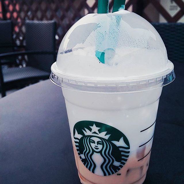 gainstagram's tweet photo. [Gainstagram] Iced Cappuccino. I'm totally addicted to it again... 아이스카푸치노
또 완전 빠졌어... https://t.co/t82HlaAY7G https://t.co/skFj59qnOb