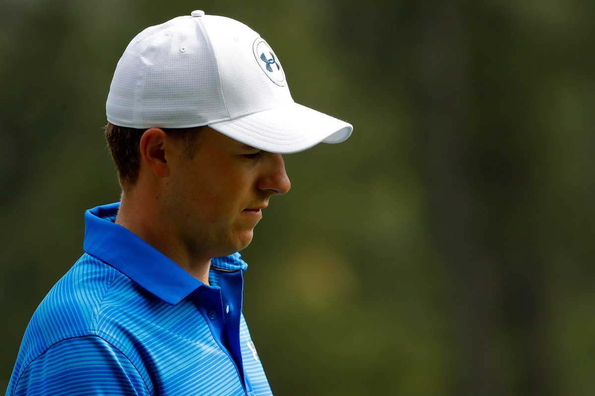 Quadruple bogey.

Jordan Spieth now trails by 3.

Golf is hard.