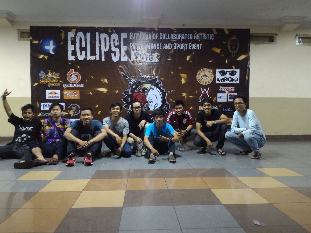 Dan inilah fotoboth kamii🎉🎉📷📷
Terimakasih abang2 yg udah begadang disana, dan jangan lupa jaga kesehatannya yaa!!!