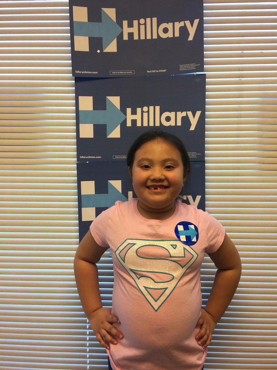 RosarioForRep's tweet photo. Standing Room only #HillaryforCT HQ Opening w/ Council Pres McCarthy &amp; @DickBlumenthal. #ImWithHer @HillaryClinton https://t.co/Wtin0ELcZA
