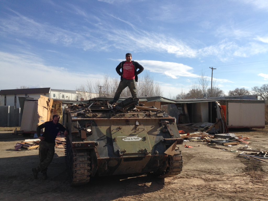 JasonTorchinsky's tweet photo. WHO'S LAUGHING NOW, MOBILE HOME? #Jalopnik #driveatank #jasondrives https://t.co/3HNmKTnrkV