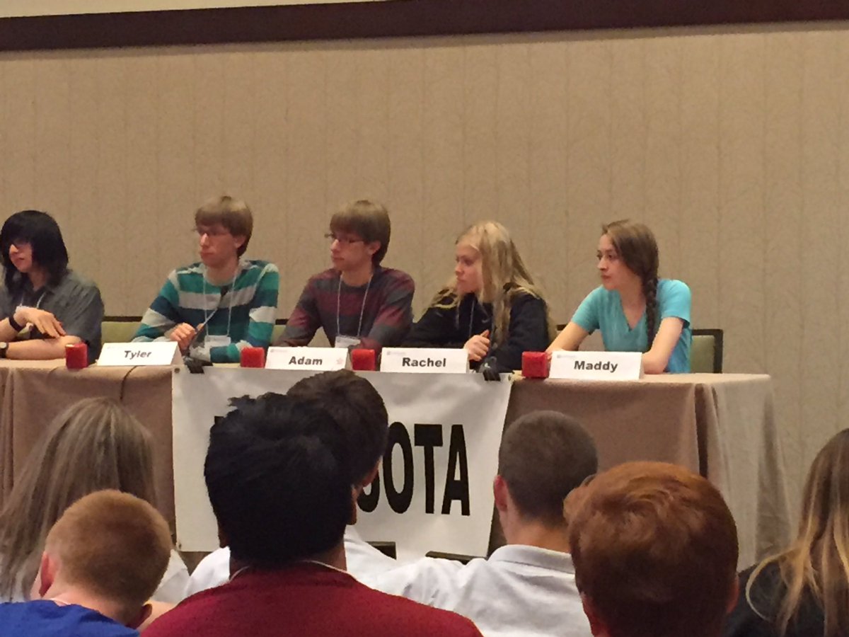 bjames0034's tweet photo. LCWM LifeSmarts win round two 145-35! #lifesmarts @BHansenLCWM https://t.co/iol1flfKob