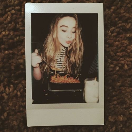SabrinasDreamer's tweet photo. I vote for #SabrinaCarpenter “Eyes Wide Open” #ThatsMyJam @radiodisney https://t.co/CBCxPGddJw