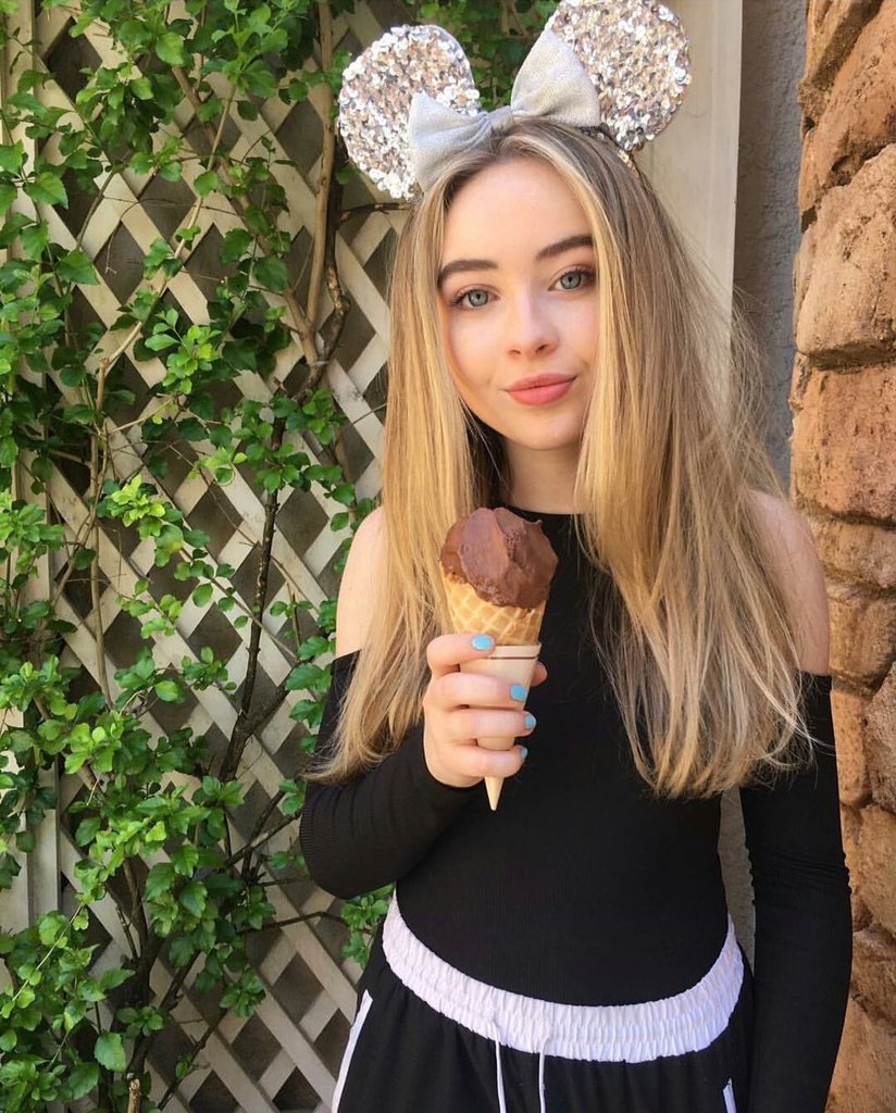 spacesabrinas's tweet photo. I vote for #SabrinaCarpenter “Eyes Wide Open” #ThatsMyJam @radiodisney https://t.co/pteP0jc4SC