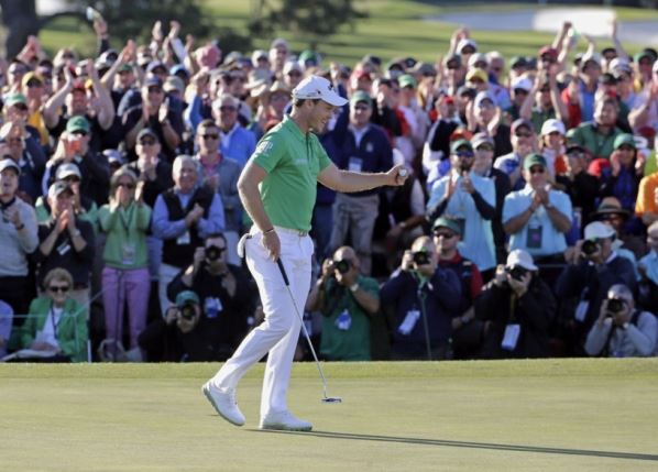 yorkshirepost's tweet photo. GOLF: Full report as @Danny_Willett becomes the Masters champion 
https://t.co/YzO0eSqtHc  #YPLive #YEPLive https://t.co/XyFPmMofGE