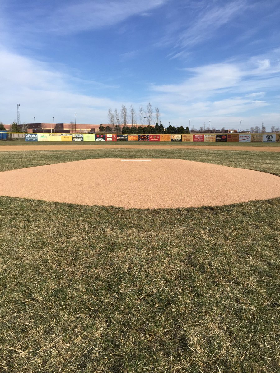 HHSRaiderBall's tweet photo. The new mound and home plate is unbelievable! Thanks to @ATownMounds for the awesome job they did! #prosurface #fun https://t.co/QPTPqfFwQ0