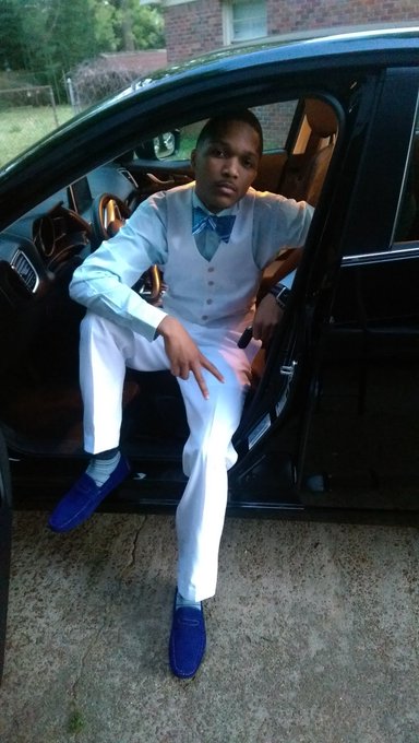 #NowitsOVER #Epic Prom Baby https://t.co/KMVsdCfrBL<a href="/tag/nowitsover"class="tags">#NowitsOVER</a><a href="/tag/epic"class="tags">#Epic</a>