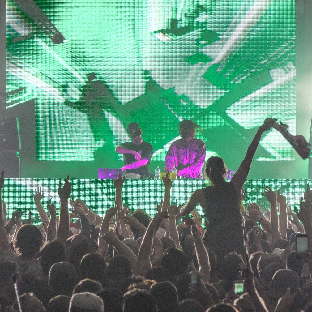 zedsdead tweet picture