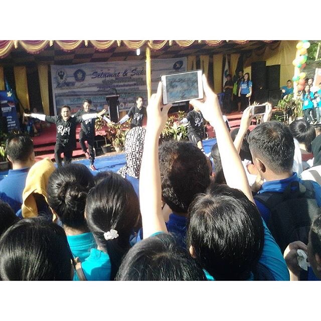 Pagi ini di Poltekes Manado!!!
Pict by <a href="/fitriaani_/">FI!</a> 
#RejasqSquad #rjsq4life