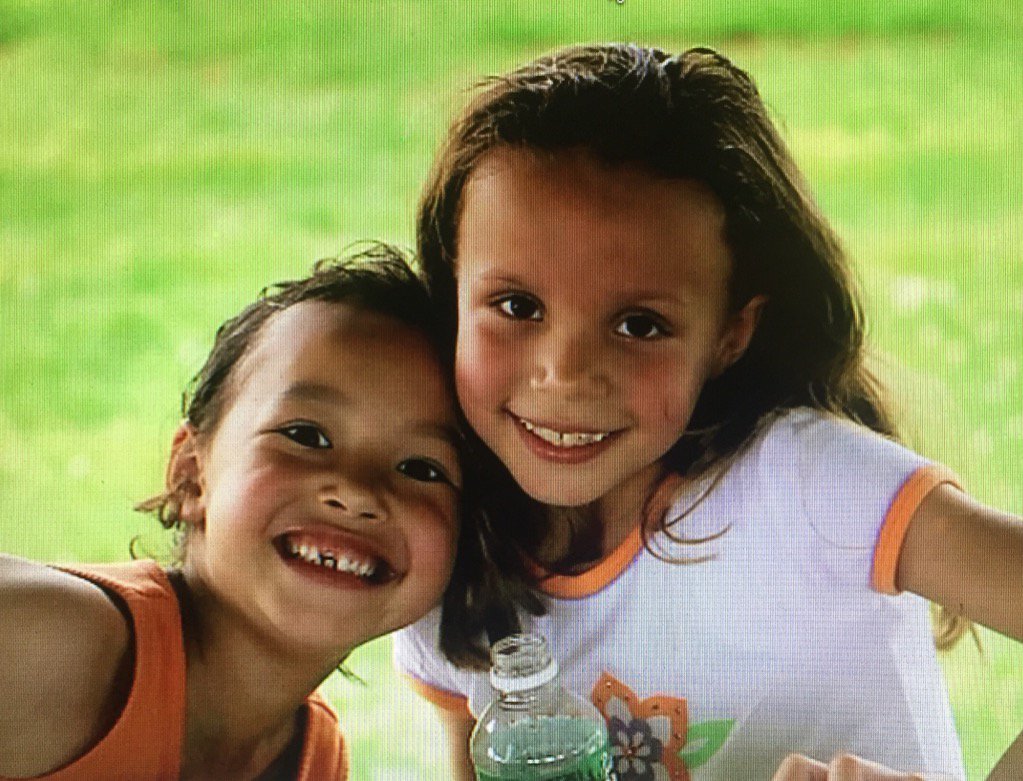 ashleyau16's tweet photo. Happy national sibling day to the bestest sister that I don't deserve ❤️❤️ #WhoisKendall @jackiegrieco8 https://t.co/sZE0dGIODl