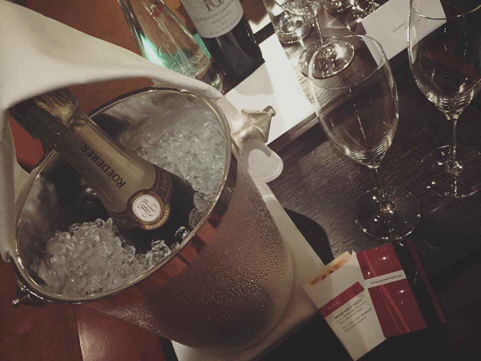 【あなたは3年後の今日はどうされてますか？】
私は生き方が180°変わりました(＾ｰ^)！
3年後の未来が明瞭に見えます(^ ^)
自分の生き方を自分で決めれることに時間を使いませんか？
その方法、手段を教えます。欲しい方はDMを。