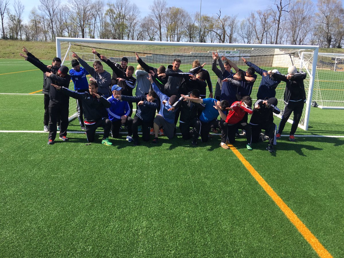 vysaced's tweet photo. Love the camaraderie! Coaches working together! #VACED #CoachDab @prosoccerSTA  @vayouthsoccer https://t.co/himT7zHIMN