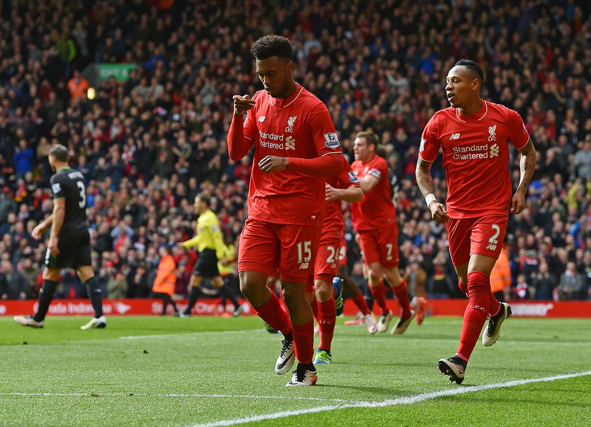 The_Red_Post's tweet photo. Photos of a brilliant match at Anfield where Reds destroyed Stoke without any problems.
#LFC 4-1 Stoke
#LFCSTK https://t.co/H7XRO9X451