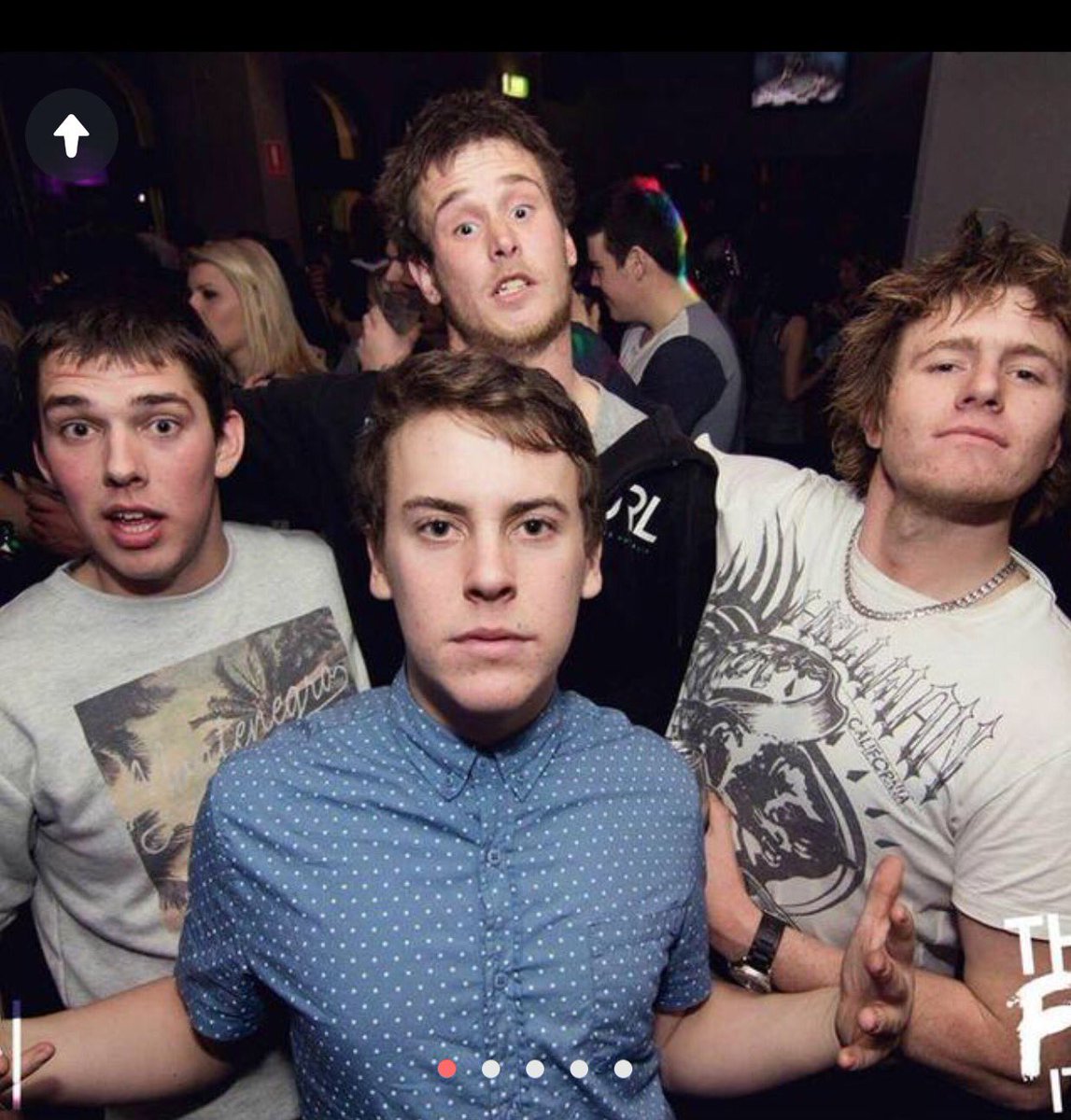 jamaalotee's tweet image. Im looking in all social media the guy on the 👔. I met him on @Tinder and he's from #Australia #Retweet #LetsFindHim