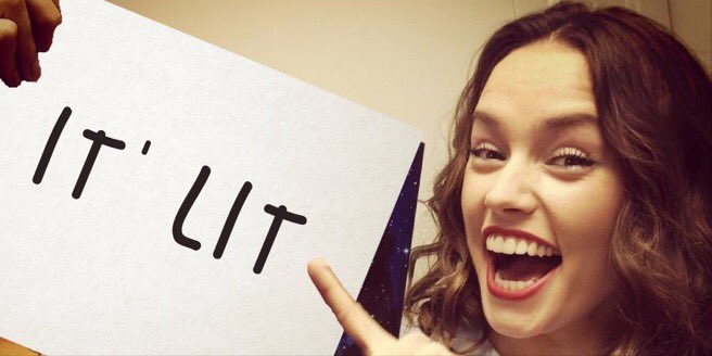 Jaeejv's tweet photo. suicide squad trailer in two words https://t.co/m9Cx2vwLSb