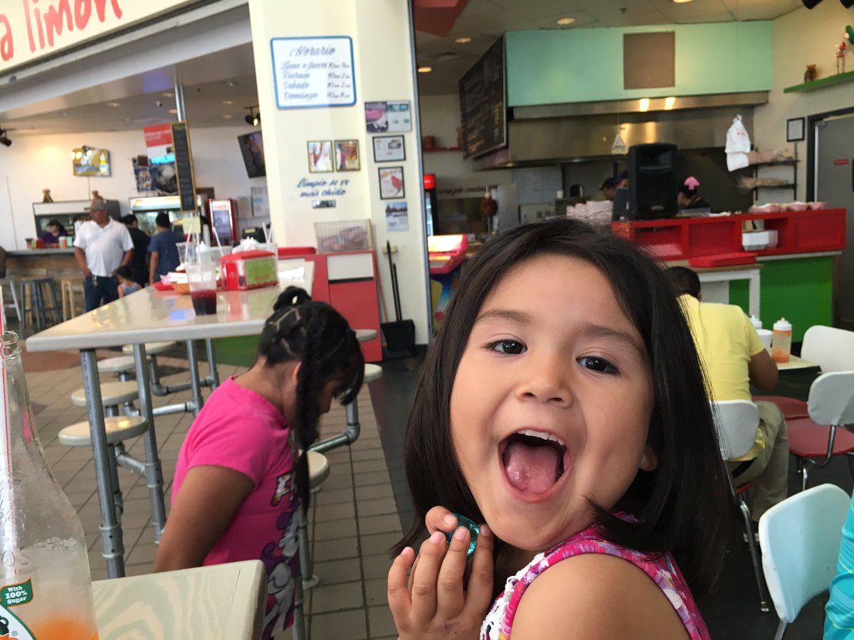 mstenner1's tweet image. #giveradically Giving toys to kids just because. #VRUMC