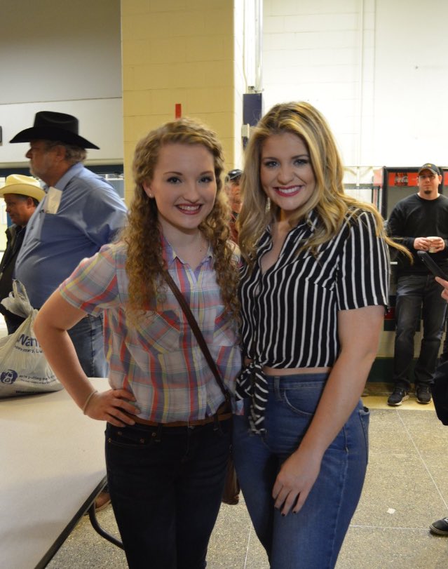 retnuhseyah's tweet photo. @Lauren_Alaina Thx 4 everything!!💖 we had the best time! Drew had an especially great time #bestsisteraward #nextbf https://t.co/V9E1nuyQOW