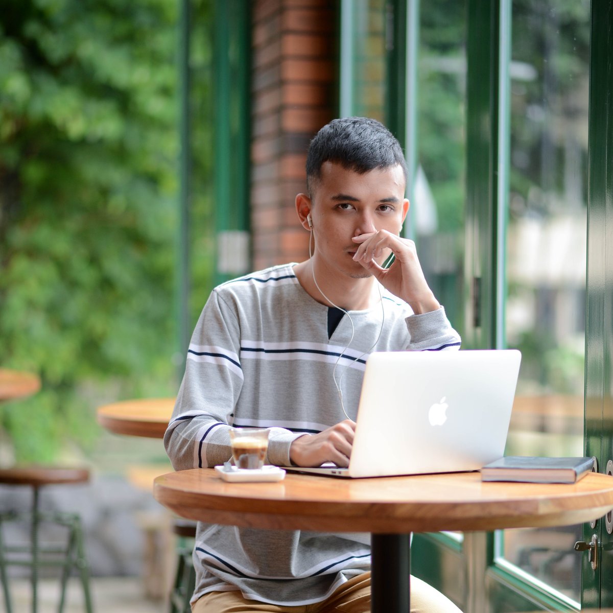 ObsClothes's tweet image. CLARK

Longsleeve for your daily outfit // IDR 255.000 // Available size S - L 

#obsclothes