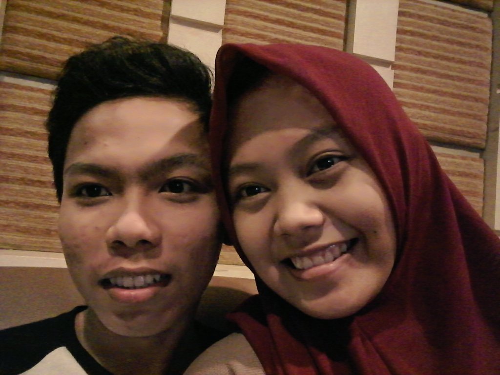 DheaBilfaqih's tweet photo. Karokean w/tejoo😙😙 https://t.co/NLztHZ8ZF9
