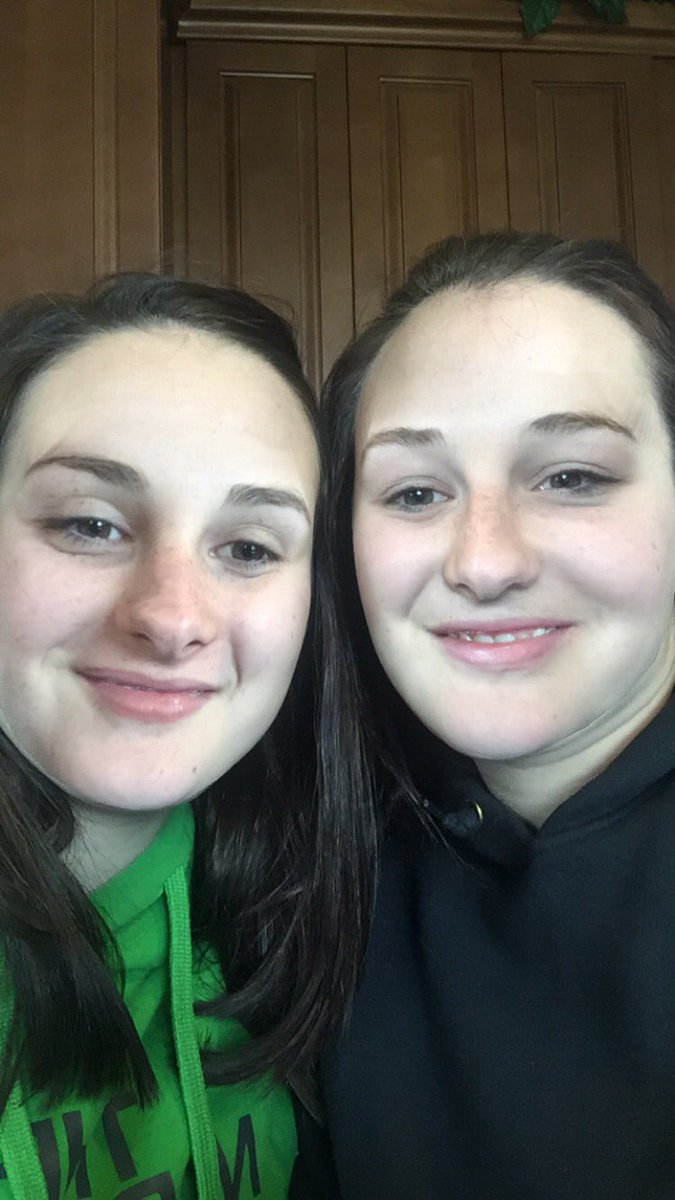 torigeddes6's tweet photo. #NationalSiblingDay! Faceswap or no 😏 @CourtneyCorby https://t.co/K45s7r84cN