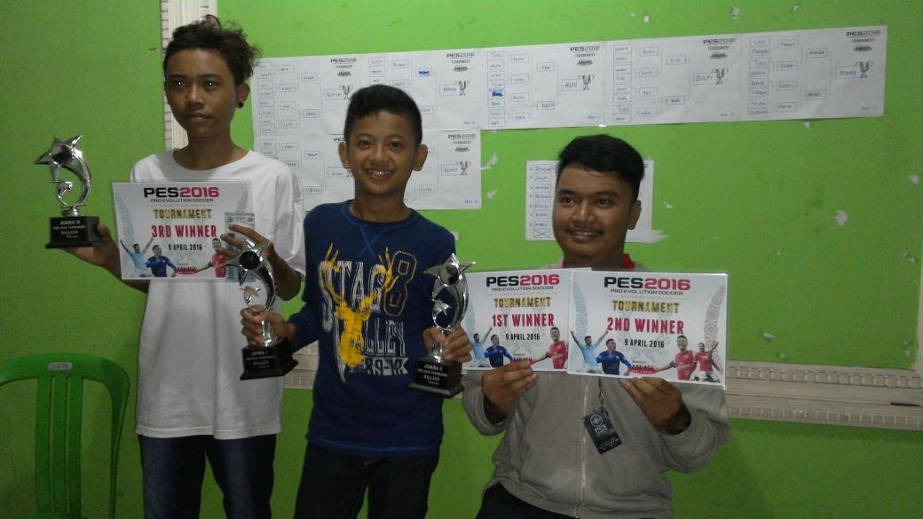 Selamat kepada Para Juara PES2016 Turnamen Rizky juara 1&amp;2 , Abeh Juara 3..