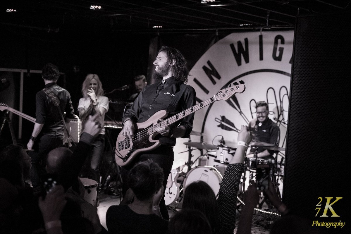 ConnersJim's tweet photo. The great band behind #GinWigmore @ginwigmore #Buffalo #Willingtodie #bloodtobone @AfterDarkEvents @WaitingRoomBflo https://t.co/eZ3MYU6S2A