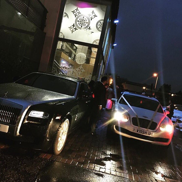TopSignatureCar's tweet photo. Our #BentleyFlyingSpur And #RollsRoyceGhost Attended A Wedding At Impression Wedding Venue. | #TopSignatureCars https://t.co/Eh2flRP5g0