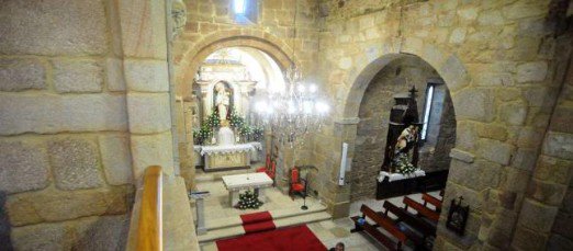 CdRomanico's tweet photo. Reabre Santa María de #Caleiro #Pontevedra, del siglo XII, tras 11 años cerrada #FelizLunes https://t.co/XyhbuuXMAq https://t.co/wzgJilRJoC