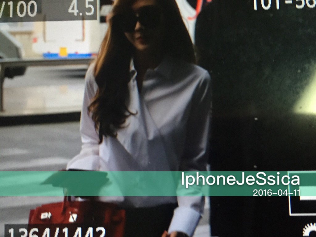 [PIC][11-04-2016]Jessica trở về Hàn Quốc vào trưa nay CfvHGzDVAAASpkJ