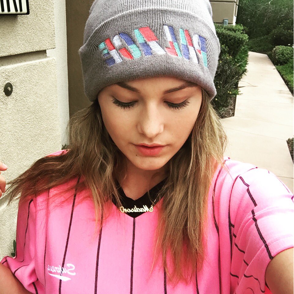 MadisonAdeline's tweet photo. We're selling our palace beanies hit me up😊 https://t.co/8V5eHcgUoN