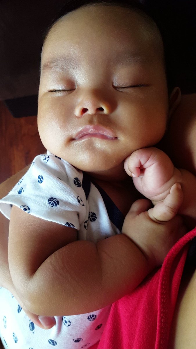isabelrosella23's tweet photo. Visiting sistah sistah & my lovely handsome baby Alec ๐๐ #visitingdays https://t.co/2kNL7l5sSD